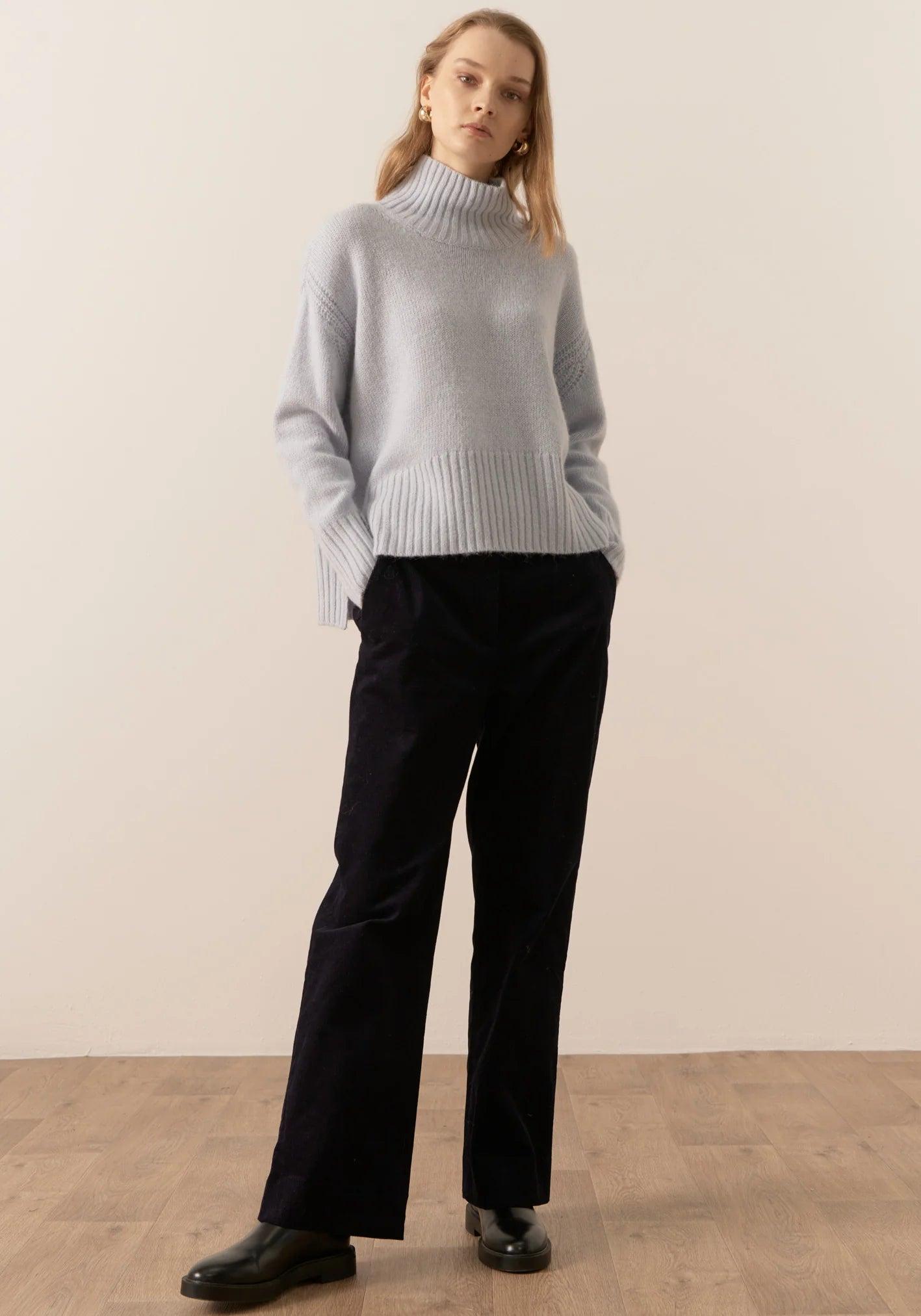 POL Thomas Corduroy Pant in Ink Fashionable Track Pants
