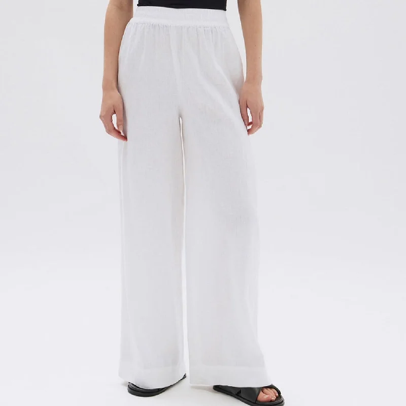 Assembly Label Nilsa Linen Pant - White Comfortable Jogger Trousers
