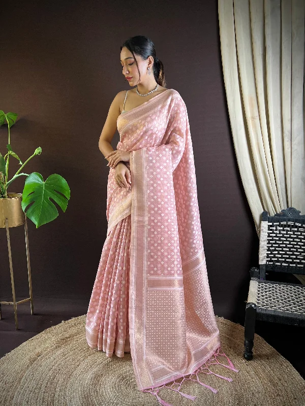 Women Party Wear Jari Weaving Worked Khicha Silk Saree With Un Stitched Blouse Floral Print Blouse Women Party Wear Jari Weaving Worked Khicha Silk Saree With Un Stitched Blouse Floral Print Blouse