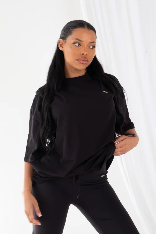 Signature Oversized Short Sleeve T-Shirt Black Welt Pockets Slit Pockets