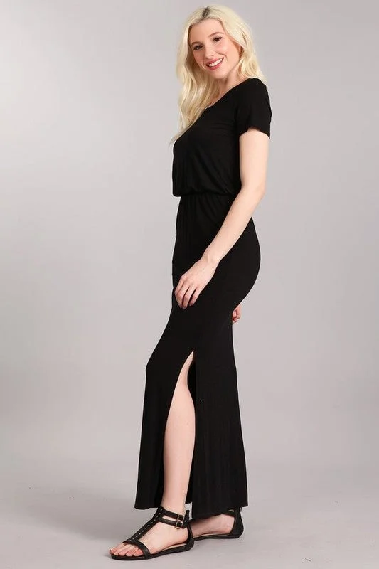Chatoyant Casual Maxi Dress  Heather Black Cozy Ribbed Maxi Dress