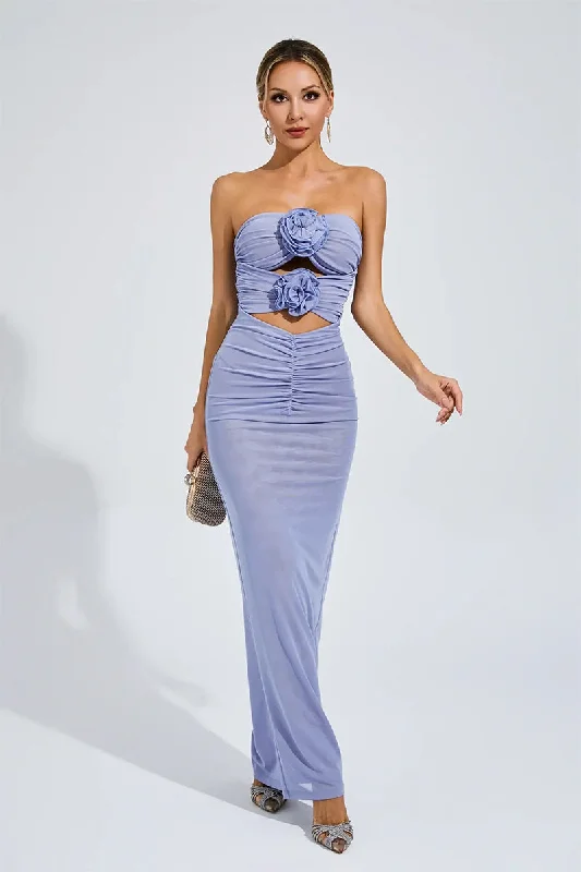 Extravagant Love Strapless Maxi Dress Elegant Maxi Dress with Slit