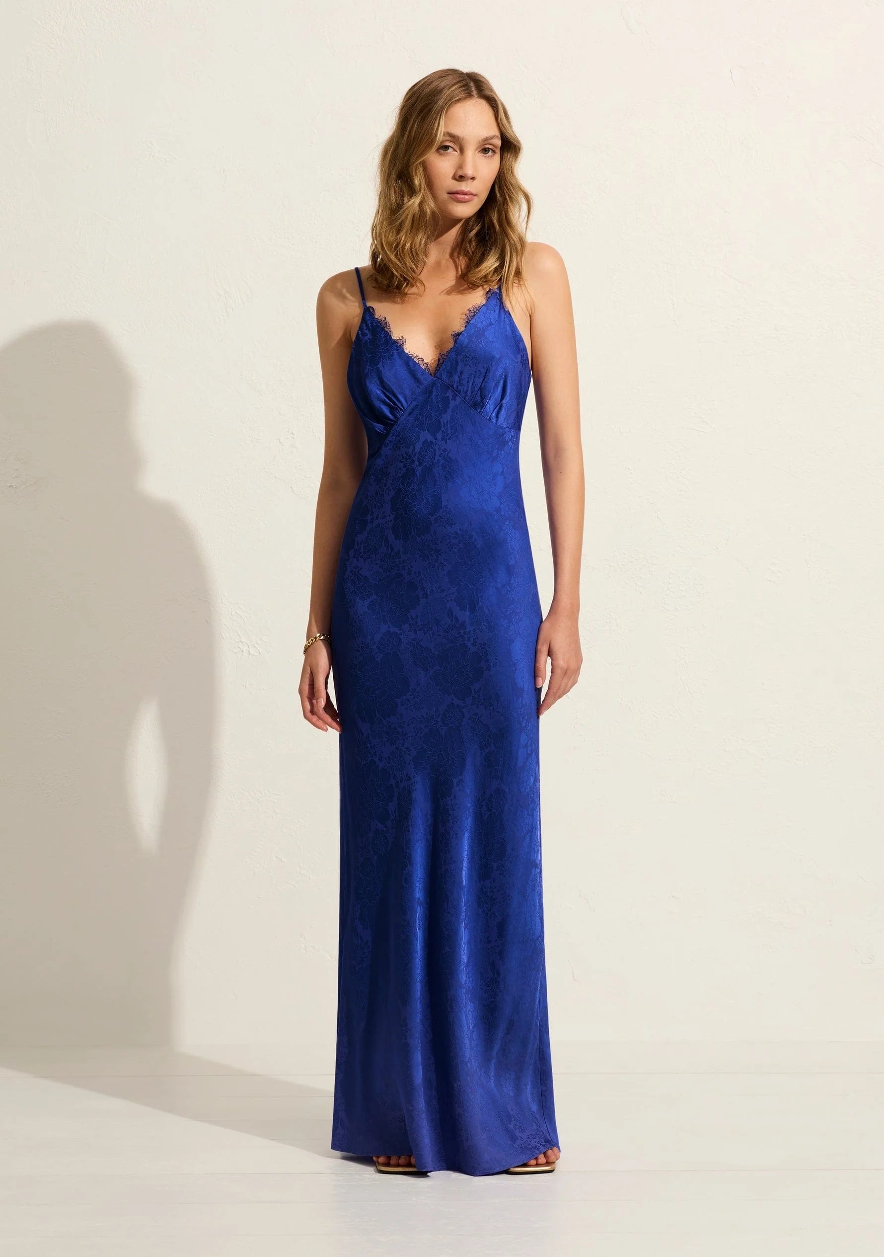 KINNY MAXI DRESS Comfortable Long-Sleeve Maxi Dress