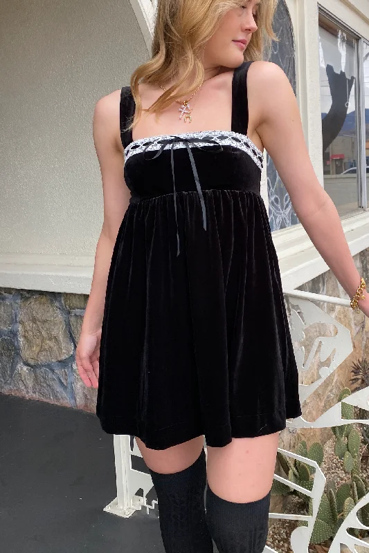 Velvet Babydoll Mini Dress Fashionable Pleated Mini Dress
