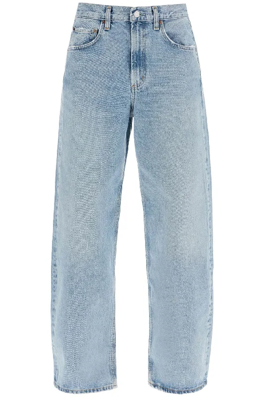 Curved Leg Jeans For A Elegant Wide-Leg Jeans