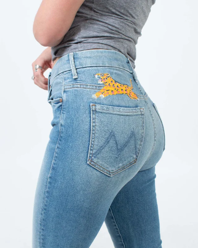 "The Looker Crop" Skinny Jeans Trendy Flared Leg Jeans