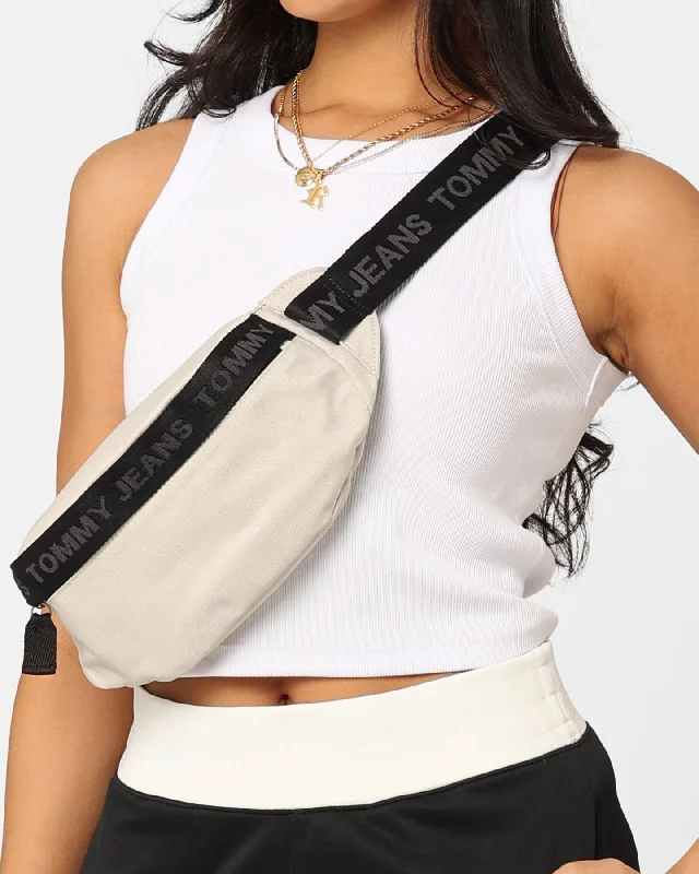 Tommy Jeans Essential Bum Bag Beige Fashionable Mom Jeans