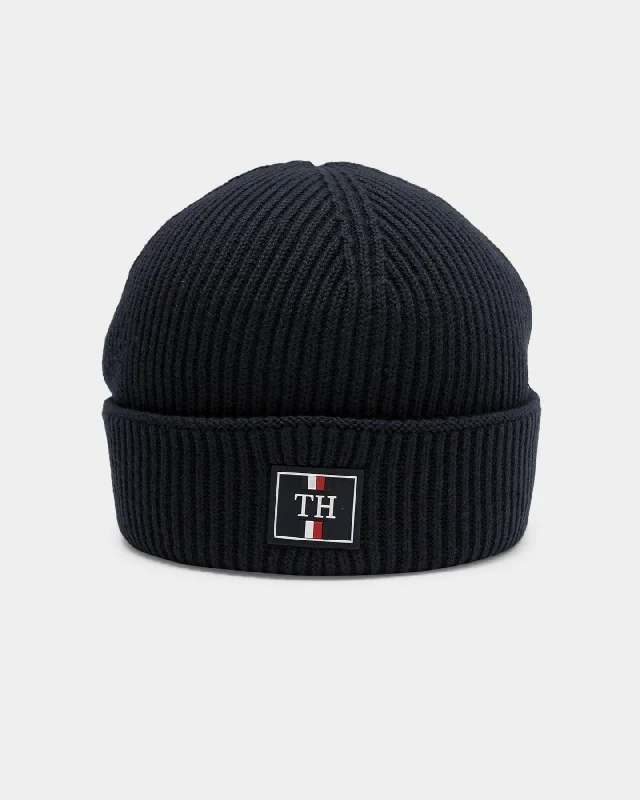Tommy Jeans Men's Patch Knit Beanie Sky Captain Fashionable Cropped Denim Jeans