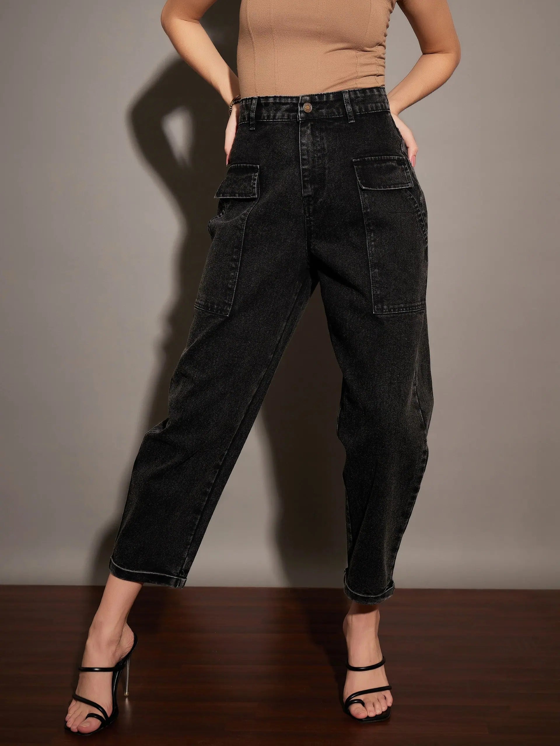 Women Black Washed Balloon Fit Jeans Chic Cropped Jeans