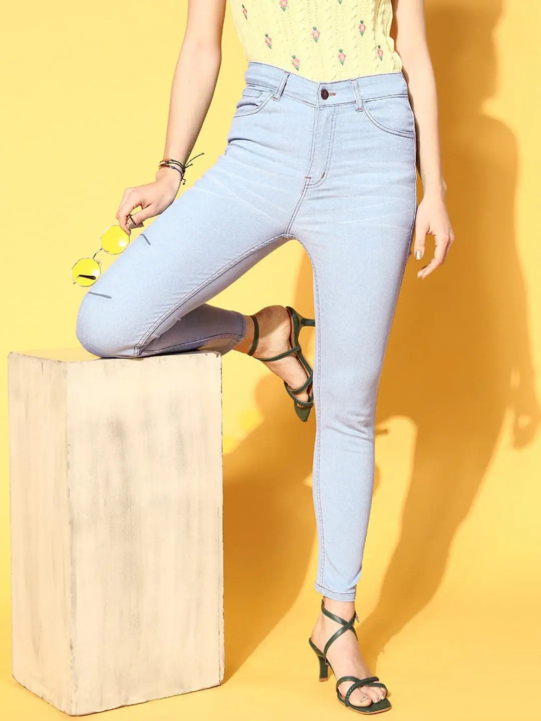 Women Ice Blue Slim Fit Jeans Fashionable Raw Hemmed Jeans