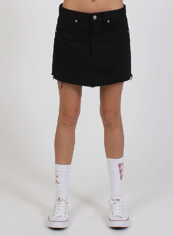 Federation | Welcome Skirt | Black mini skirt trendy