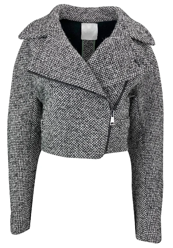 Mantũ Cropped Jacket in Black/White Anorak Shell Jacket Lightweight Jacket