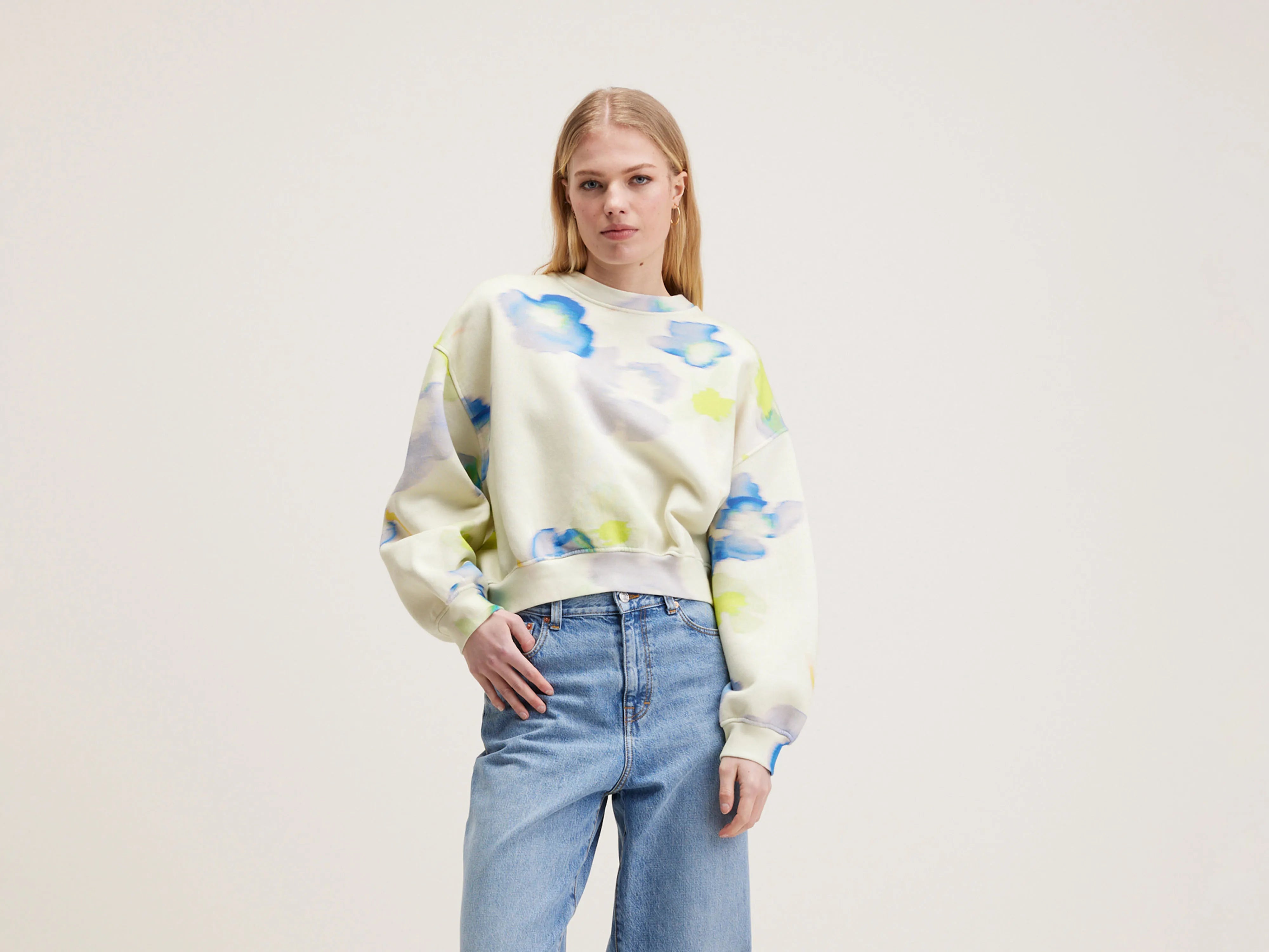 Fancy floral printed sweatshirt (242 / W / COMBO B) Hoodie with Ribbed Cuffs Snug Fit Comfort Fancy floral printed sweatshirt (242 / W / COMBO B) Hoodie with Ribbed Cuffs Snug Fit Comfort
